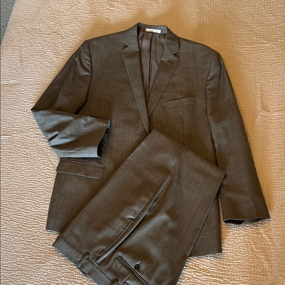 Calvin Klein Men's Gray Two-Piece Suit Blazer & Pants